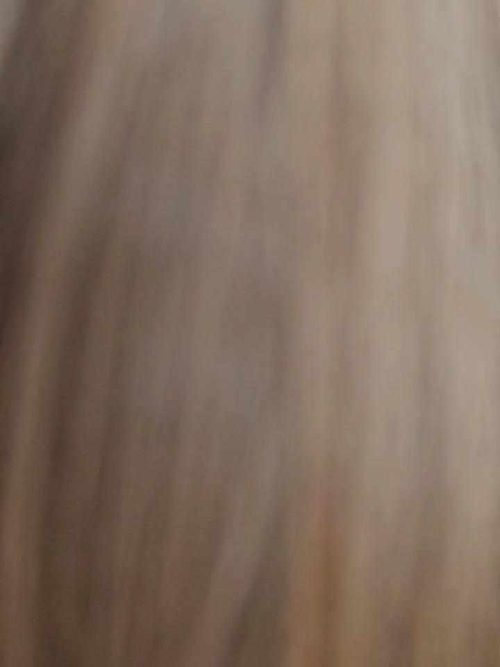 T&auml;nk vilken ynnest n&auml;r man f&aring;r ta premi&auml;r p&aring; ett helt obehandlat h&aring;r 🙌✨

Jag fick finbes&ouml;k fr&aring;n Dalarna f&ouml;r ett par veckor sedan och fick g&ouml;ra den h&auml;r h&auml;rligt slingningen med ammoniakfr