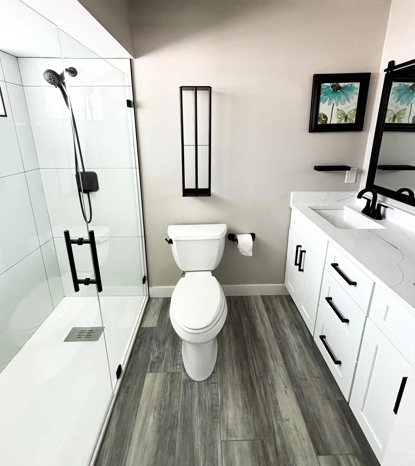 Change is in the air &amp; in this bathroom. 🍁 Hello, November.

#bayshoreremodels #tampabayremodel #floridacontractor #stpeteliving #clearwaterhomes
#floridahomes #dreamhome #homemakeover #housegoals #interiorinspo #interiordesign #customhomes #lux