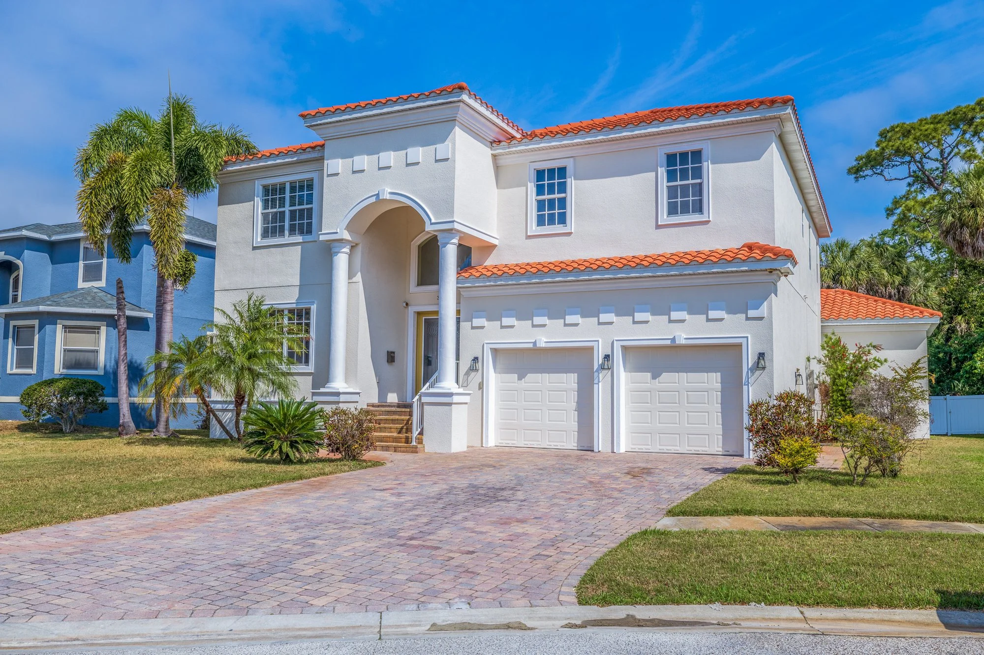 Jaw-Dropping Exterior Paint Colors to Transform Your Home