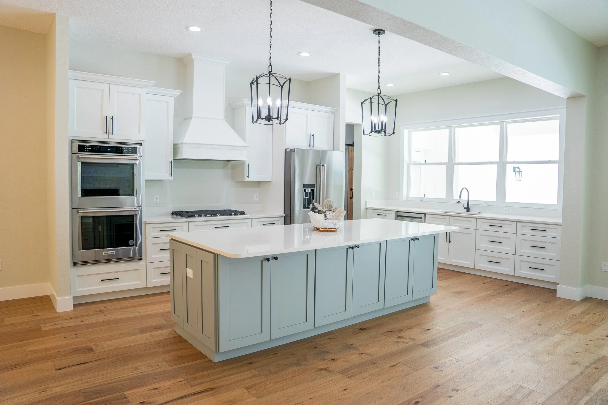 Transform Your Kitchen with Two-Toned Cabinets: A Painters Guide