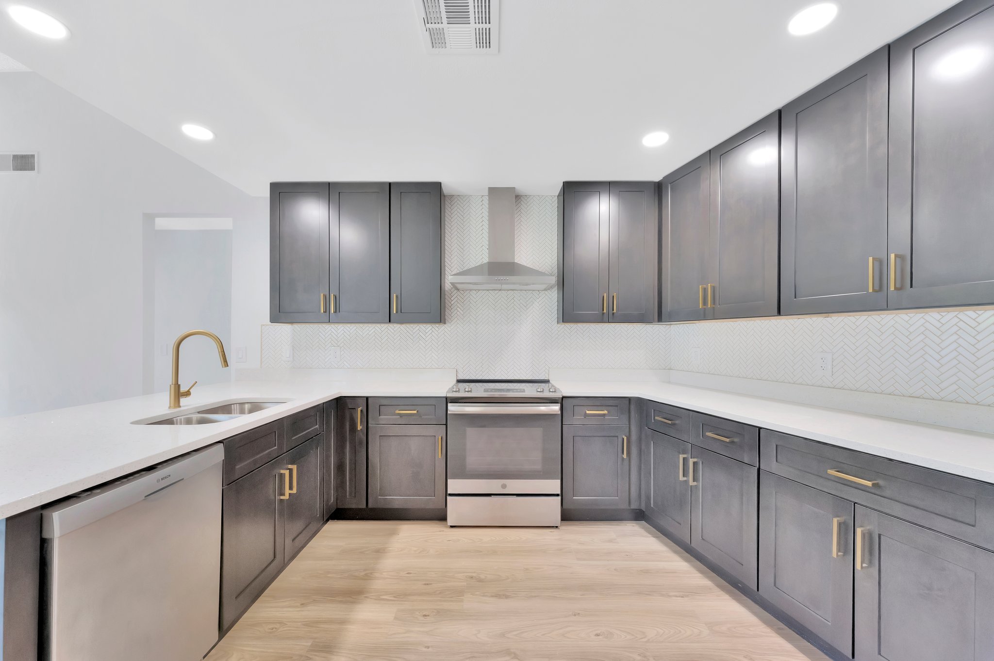 Tips to Design Your Dream Kitchen Cabinetry Layout