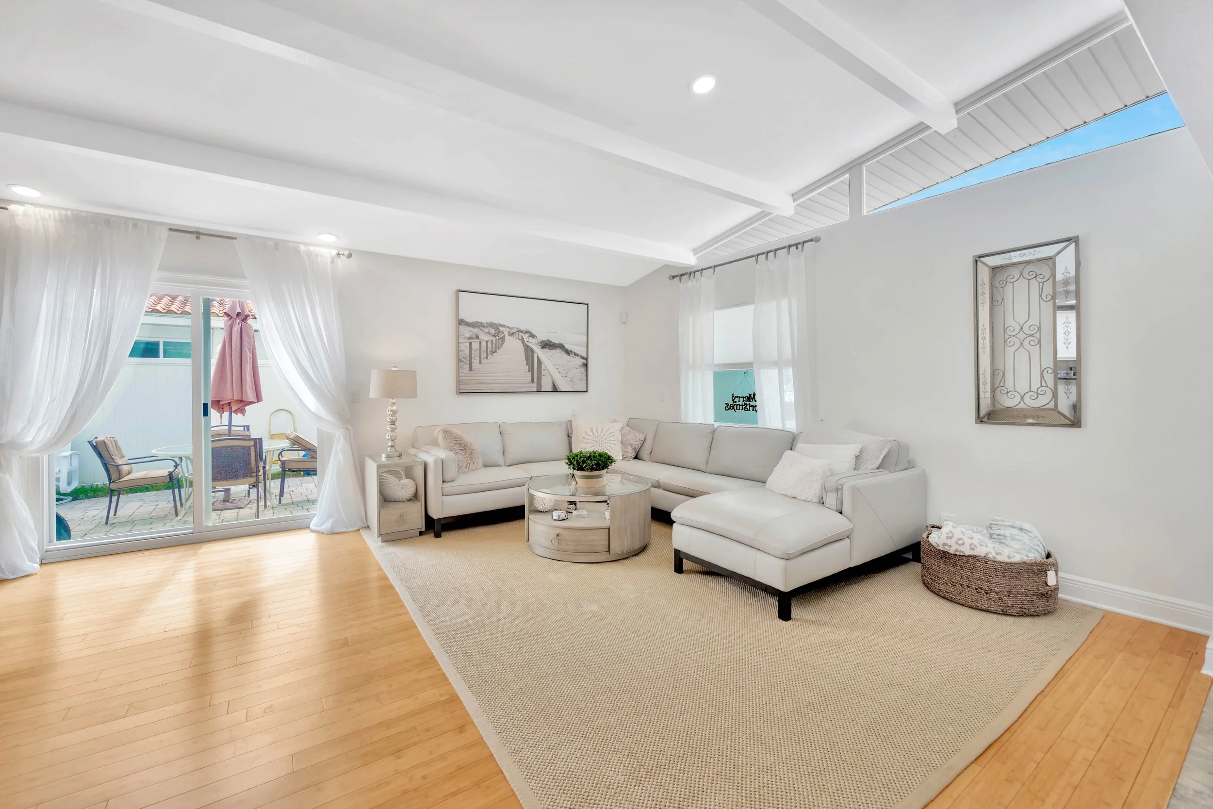 Considering Painting Your House White? You’ll Want to Read This First&nbsp;