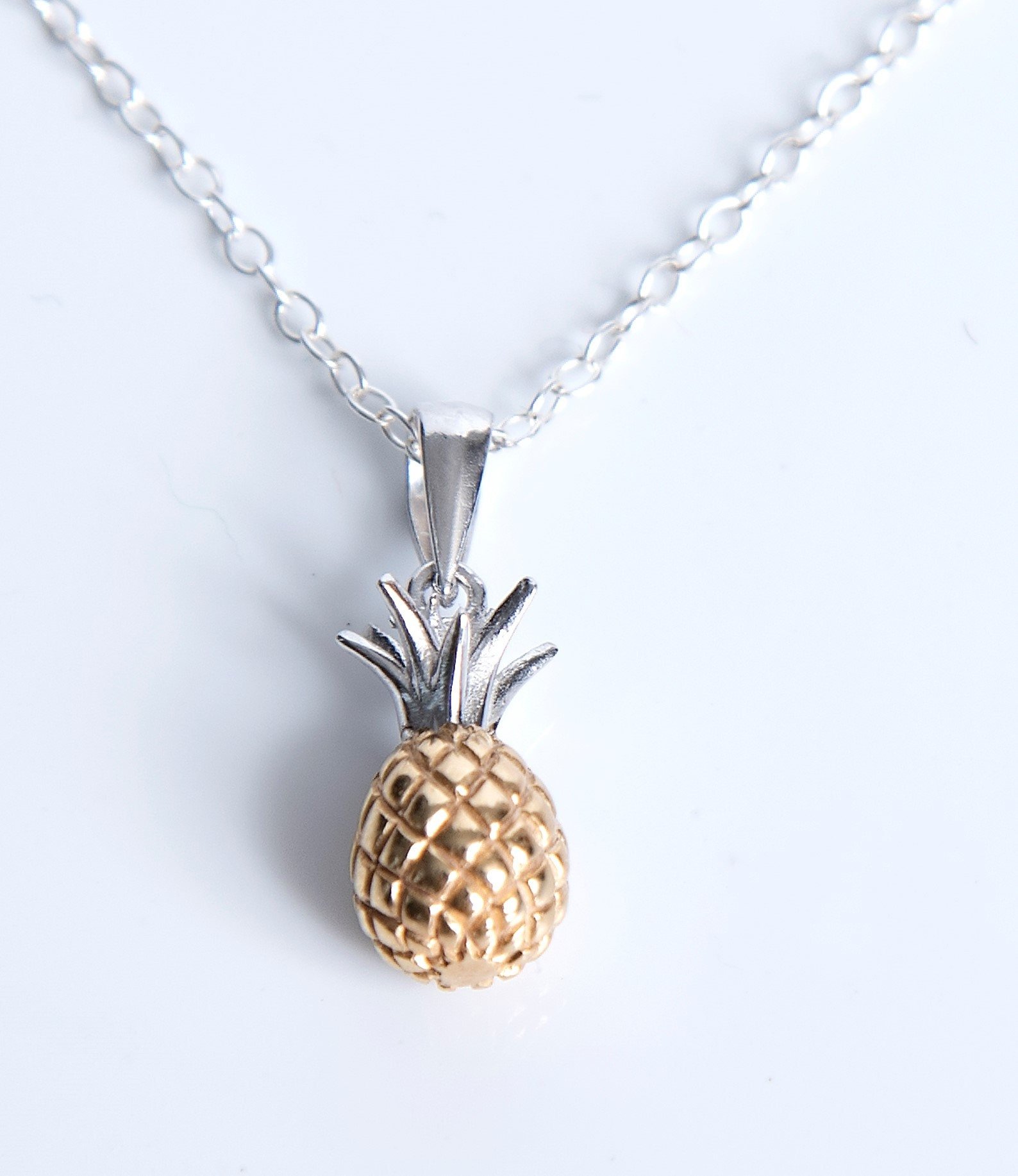 https://i.etsystatic.com/8675532/r/il/c3a4a0/2560079306/il_fullxfull.2560079306_4bsv.jpg