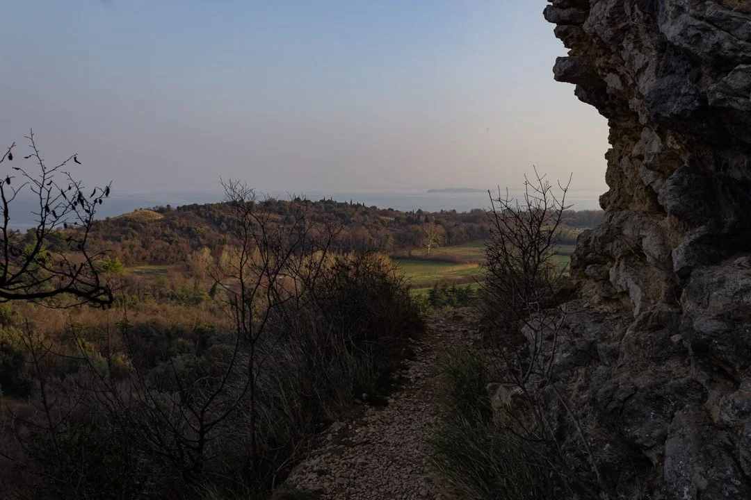 Rocca di Manerba - 2023. Una domenica pomeriggio trascorsa all'aria aperta 