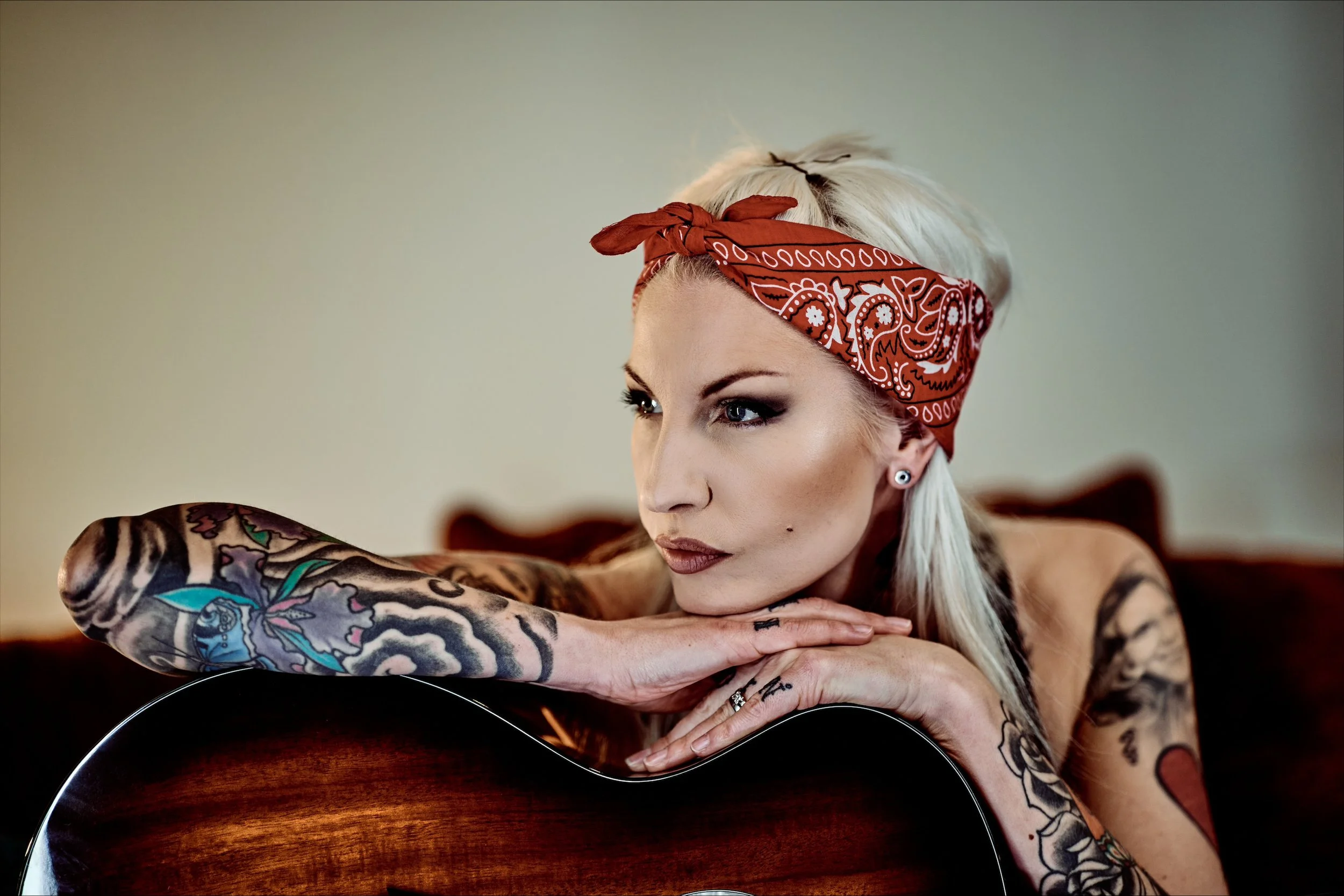 Linda Varg // 21:00 - 01:00