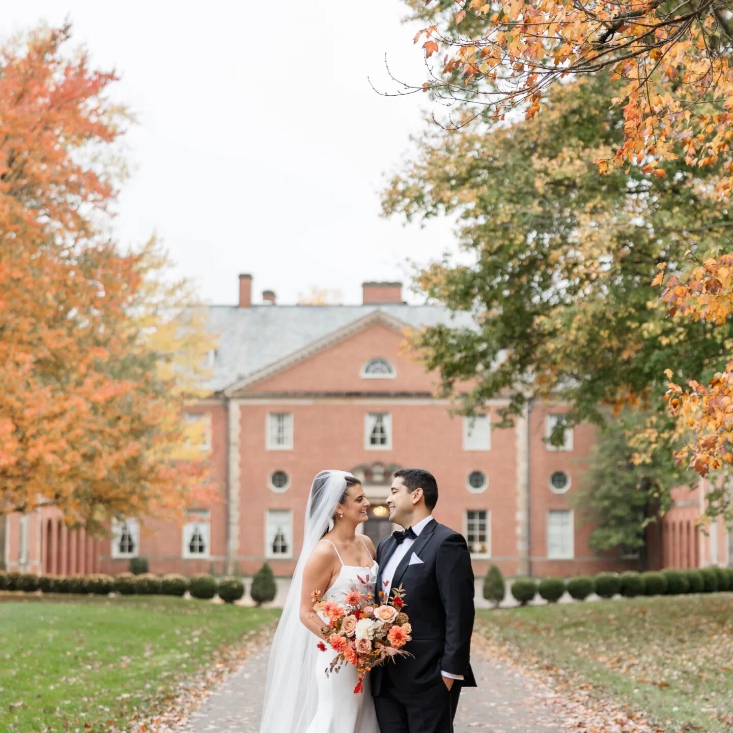 Wow wow wow.  Anna &amp; Ramy's day was amazing from start to finish.  We cried, we laughed and we couldn't stop smiling.  So many beautiful moments ❤️❤️

The incredible vendor team 
@cincyeventplanning 
@peterloon.estate 
@thebuddingfloristcincy 
@t