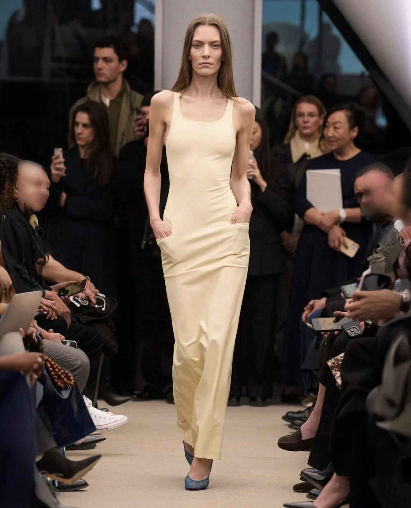       
  
    MARIJE FOR ALAÏA FW26   Creative Director: Pieter Mulier / Hair: Duffy / Makeup: Pat McGrath  / Casting: DM Casting  

  
 #block-7fb4fc6aec5c20dd253d {
    
    --tweak-text-block-radius: 0px 0px 0px 0px;
  
    --tweak-text-block-radi