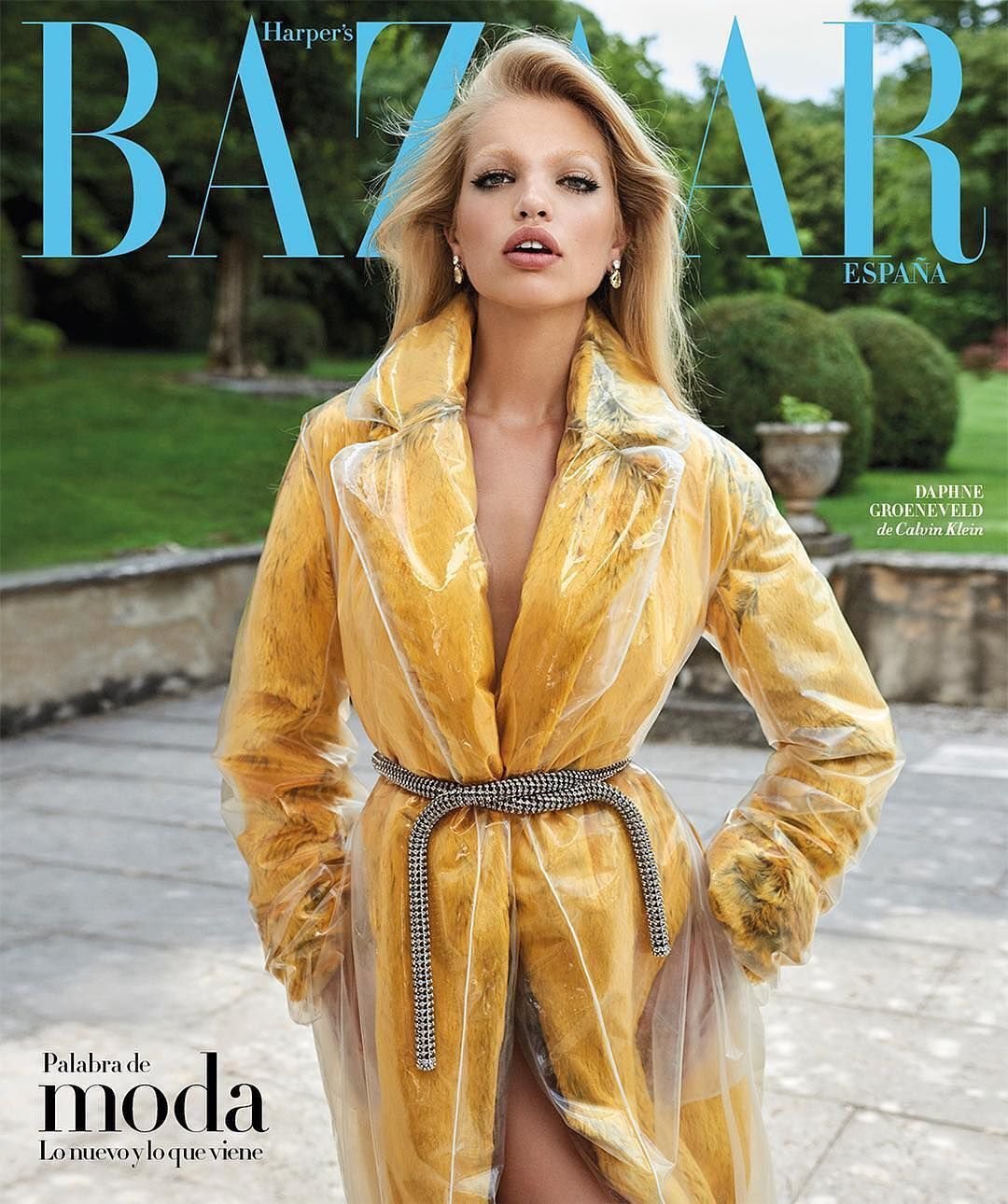 Daphne-HarpersBazaar-15.jpg