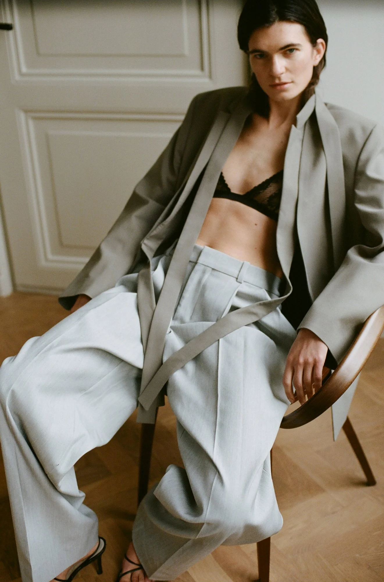 ph. Annelie Bruin