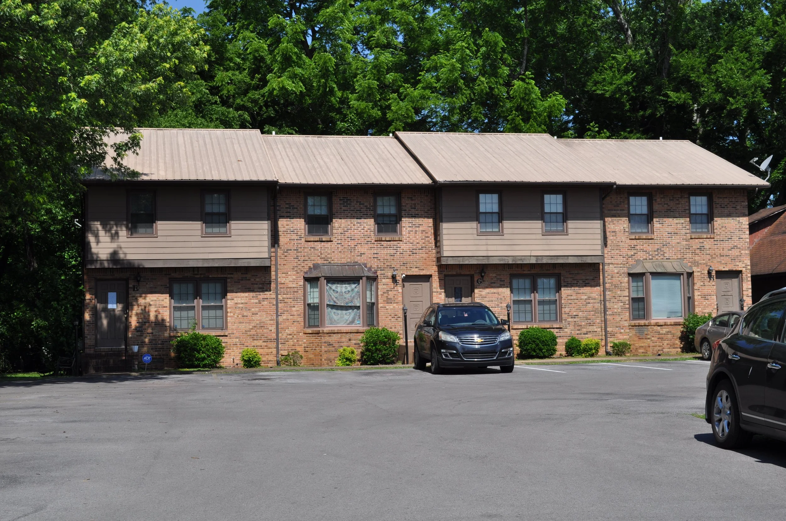 Stonehouse Apartments