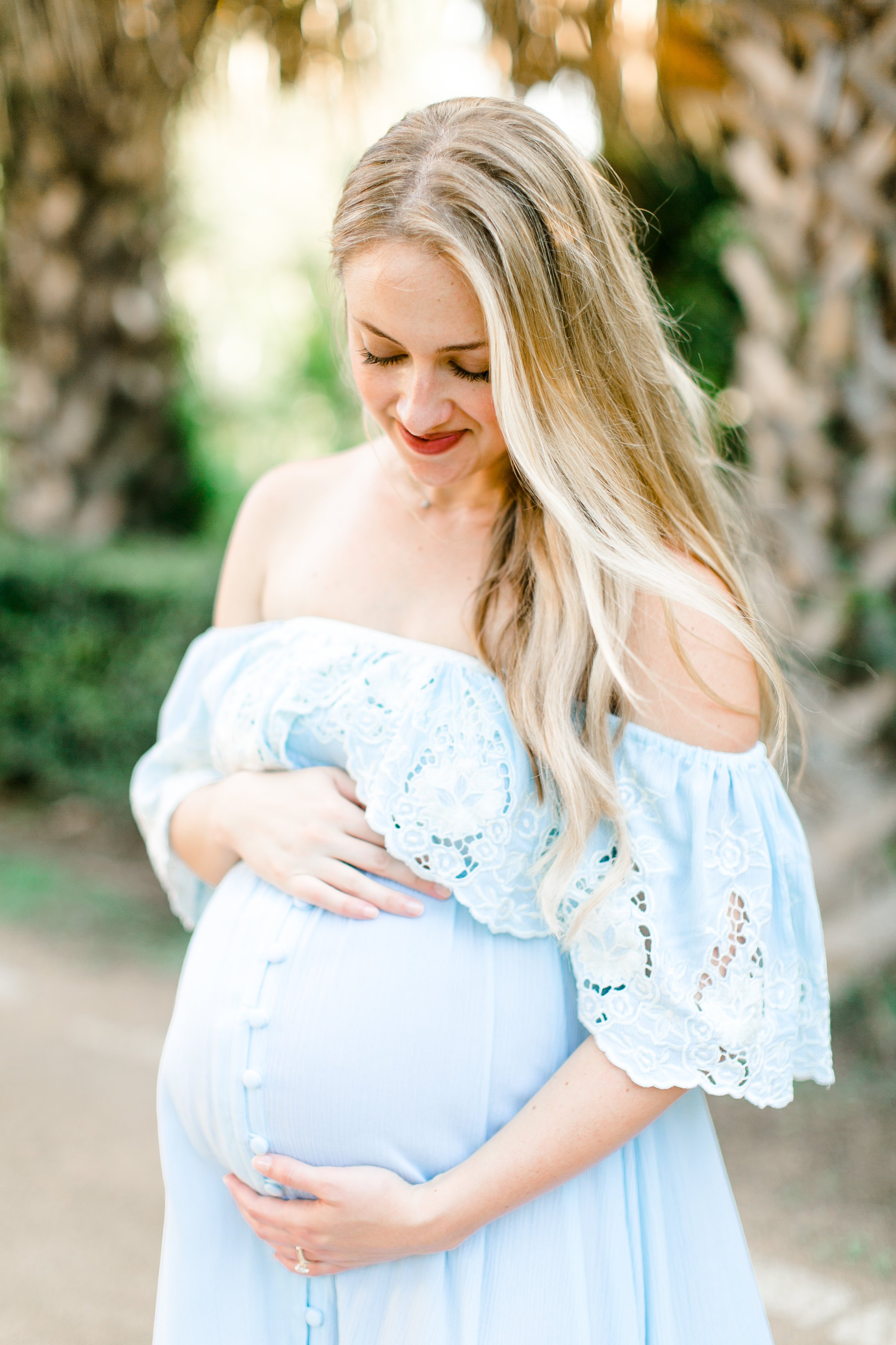 Austin-Maternity-Photographer-Laguna-Gloria-14.jpg