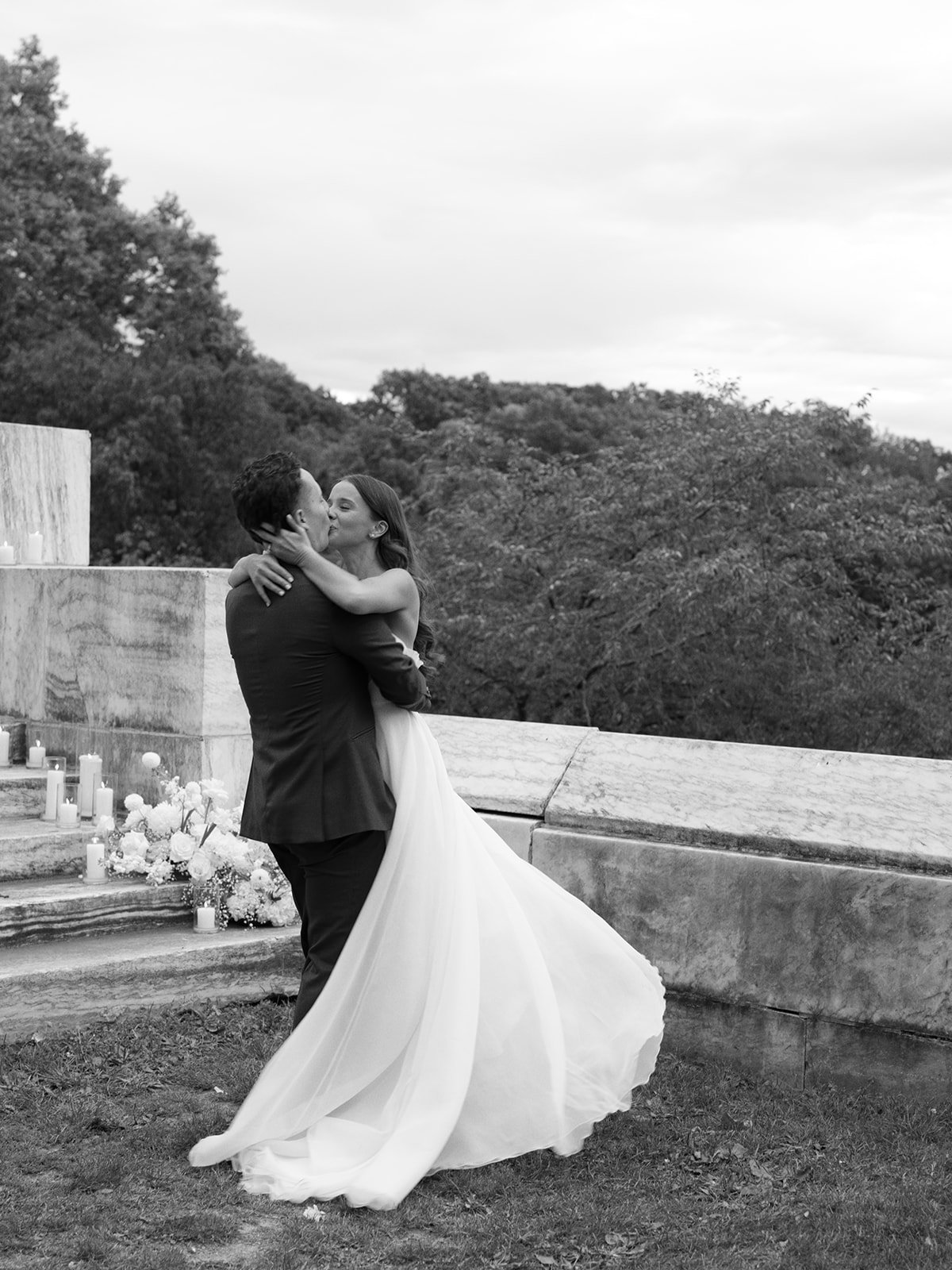 Best-Austin-Wedding-Photographers-Elopement-Film-35mm-Asheville-Santa-Barbara-1047.jpg