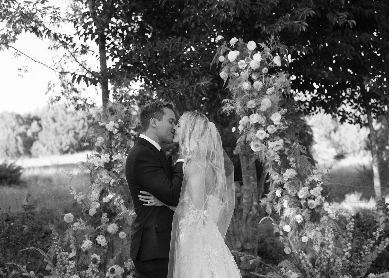 Best-Austin-Wedding-Photographers-Elopement-Film-35mm-Asheville-Santa-Barbara-Backyard-48.jpg