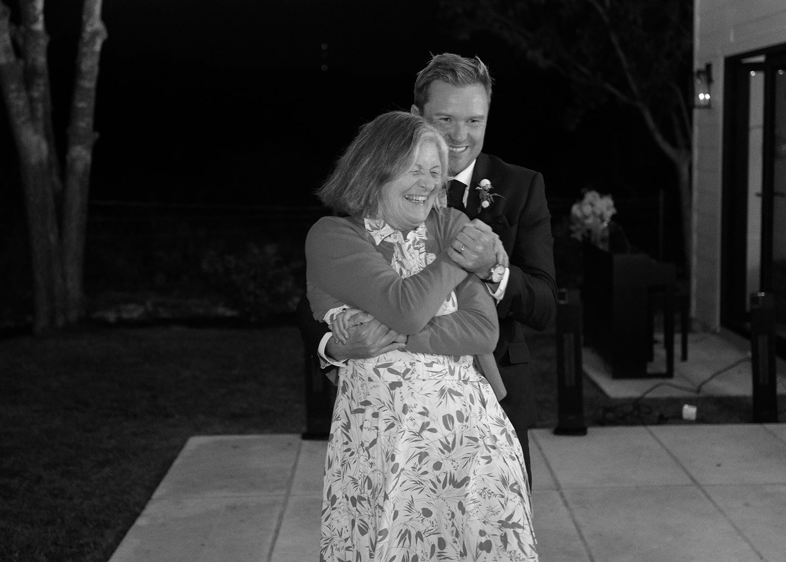Best-Austin-Wedding-Photographers-Elopement-Film-35mm-Asheville-Santa-Barbara-Backyard-187.jpg