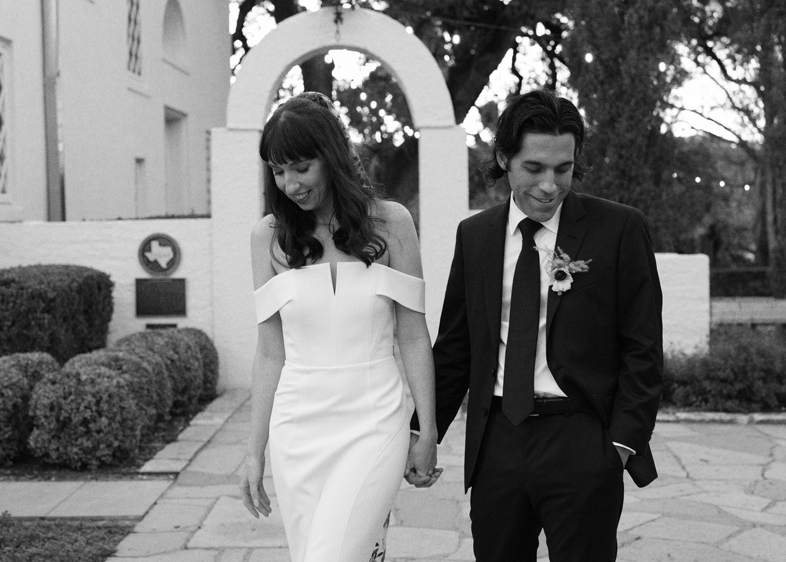 Best-Austin-Wedding-Photographers-Elopement-Film-35mm-Asheville-Santa-Barbara-Laguna-Gloria-91.jpg