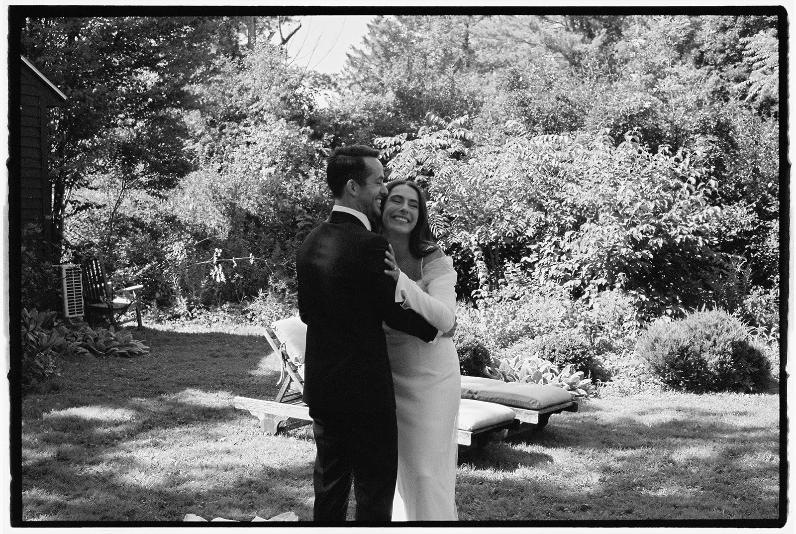 Best-Berkshires-Wedding-Photographer-Inn-Kenmore-Hall-35mm-Film-Austin-20.jpg