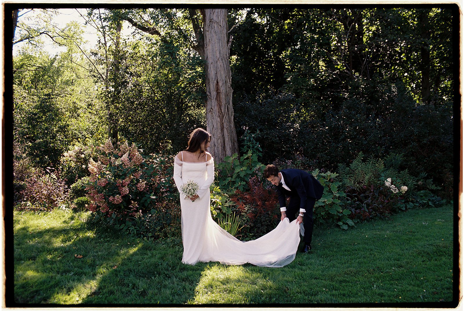 Best-Berkshires-Wedding-Photographer-Inn-Kenmore-Hall-35mm-Film-Austin-54.jpg