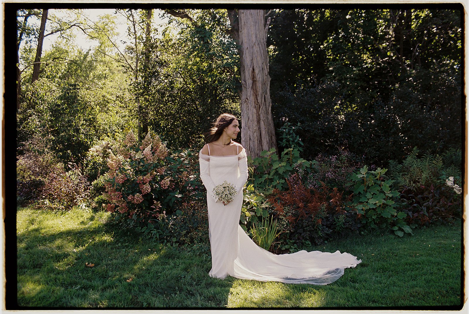 Best-Berkshires-Wedding-Photographer-Inn-Kenmore-Hall-35mm-Film-Austin-70.jpg
