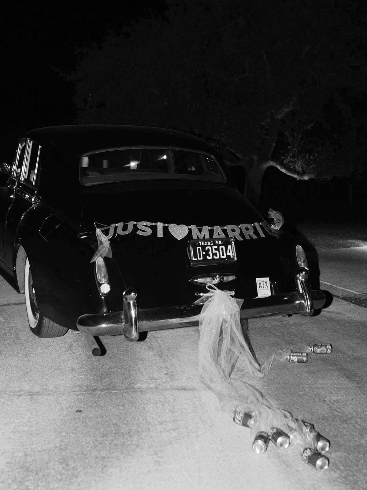 Best-Film-35mm-Austin-Wedding-Photographer-The-Arlo-Super8-259.jpg