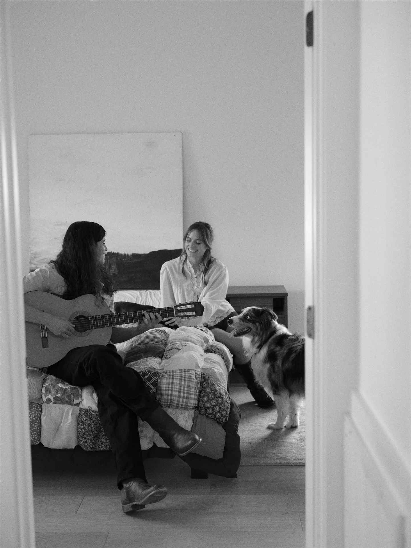 Mia &amp; Alex featuring their pup and a few photobombing pups ✨