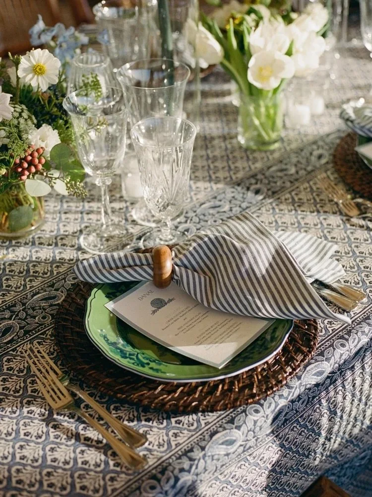 Dinner details &amp; moments from Lainey &amp; Daniel&rsquo;s stunning Nantucket wedding at @thewauwinet with @elizabethhallevents

@theeventrental_co
@nantucketpartyrentals
@nantucketeventco
@flowersonchestnut
@thesultans
@daryasalonspa
@_paolina_be