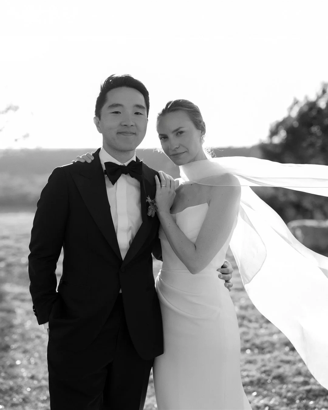 A little preview of an incredible weekend celebrating sweet Emily &amp; Brandon at @contigoranchfredericksburg planned by @designxhawthorne florals by @weareloam 🤍