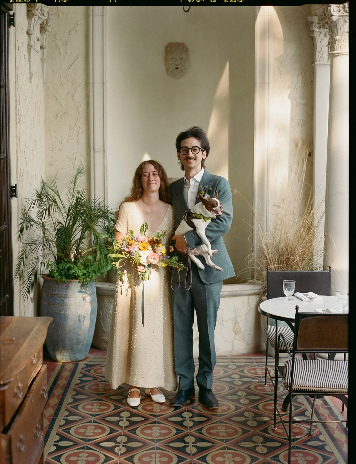 I&rsquo;ll forever love a classic portrait that still feels honest. No foreheads touching or forced, stiff poses. Just couples being their cutie selves!