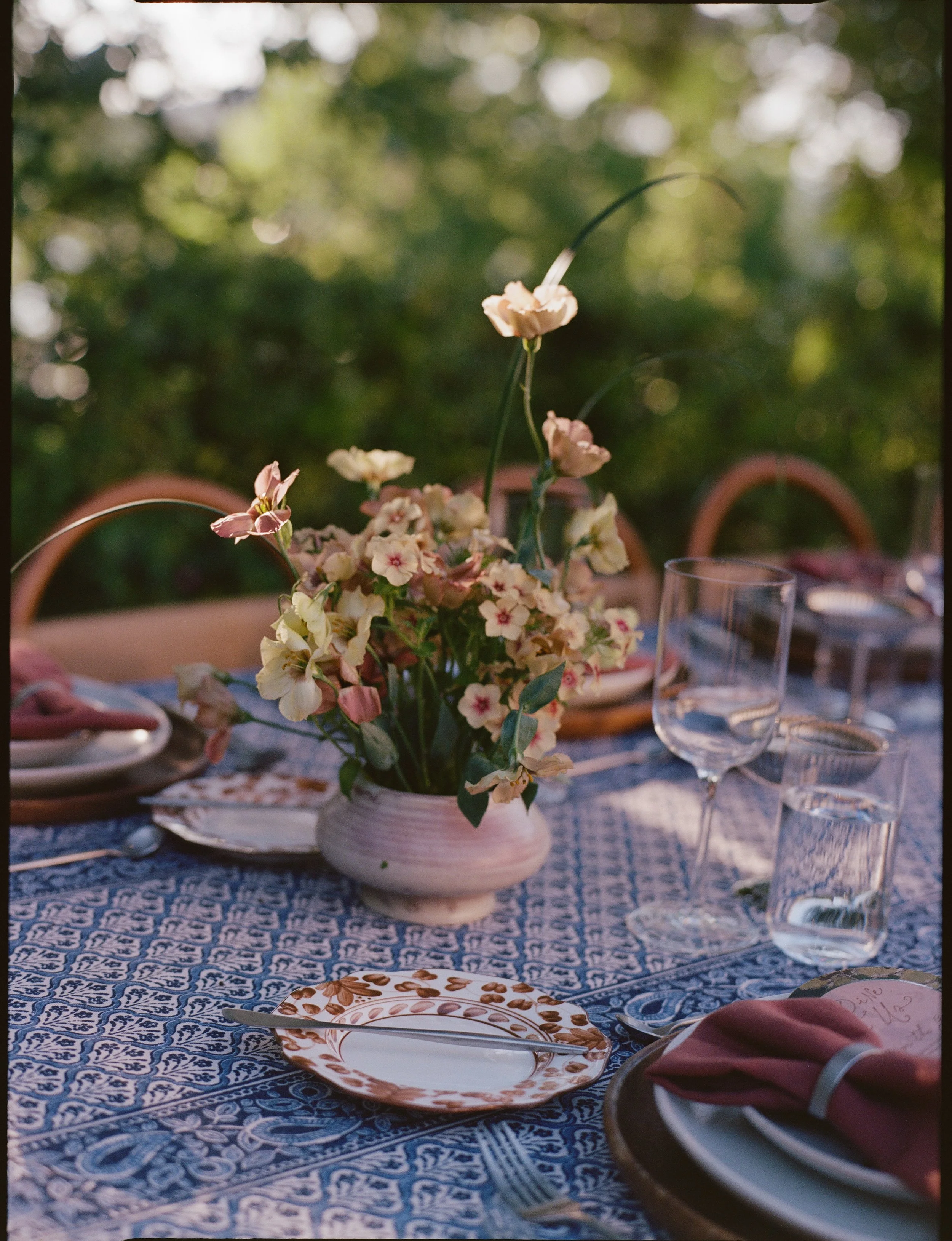 Still thinking about this gorgeous spring garden party wedding with @serracinna and @xomoreauweddings 🌸