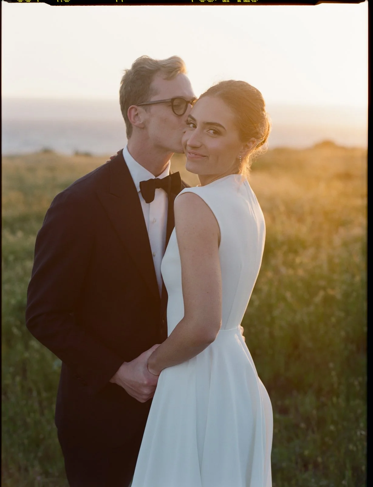 intimate-wedding-sea-ranch-california-film-photographer-9.jpg