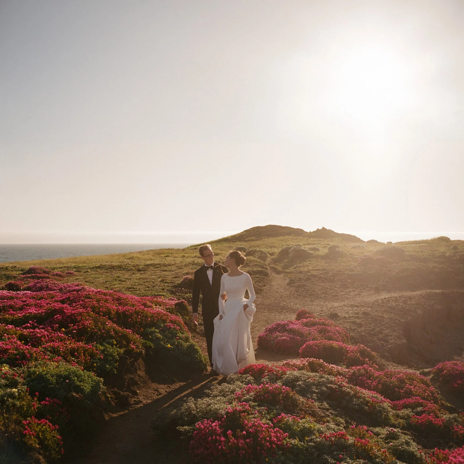intimate-wedding-sea-ranch-california-film-photographer-38.jpg