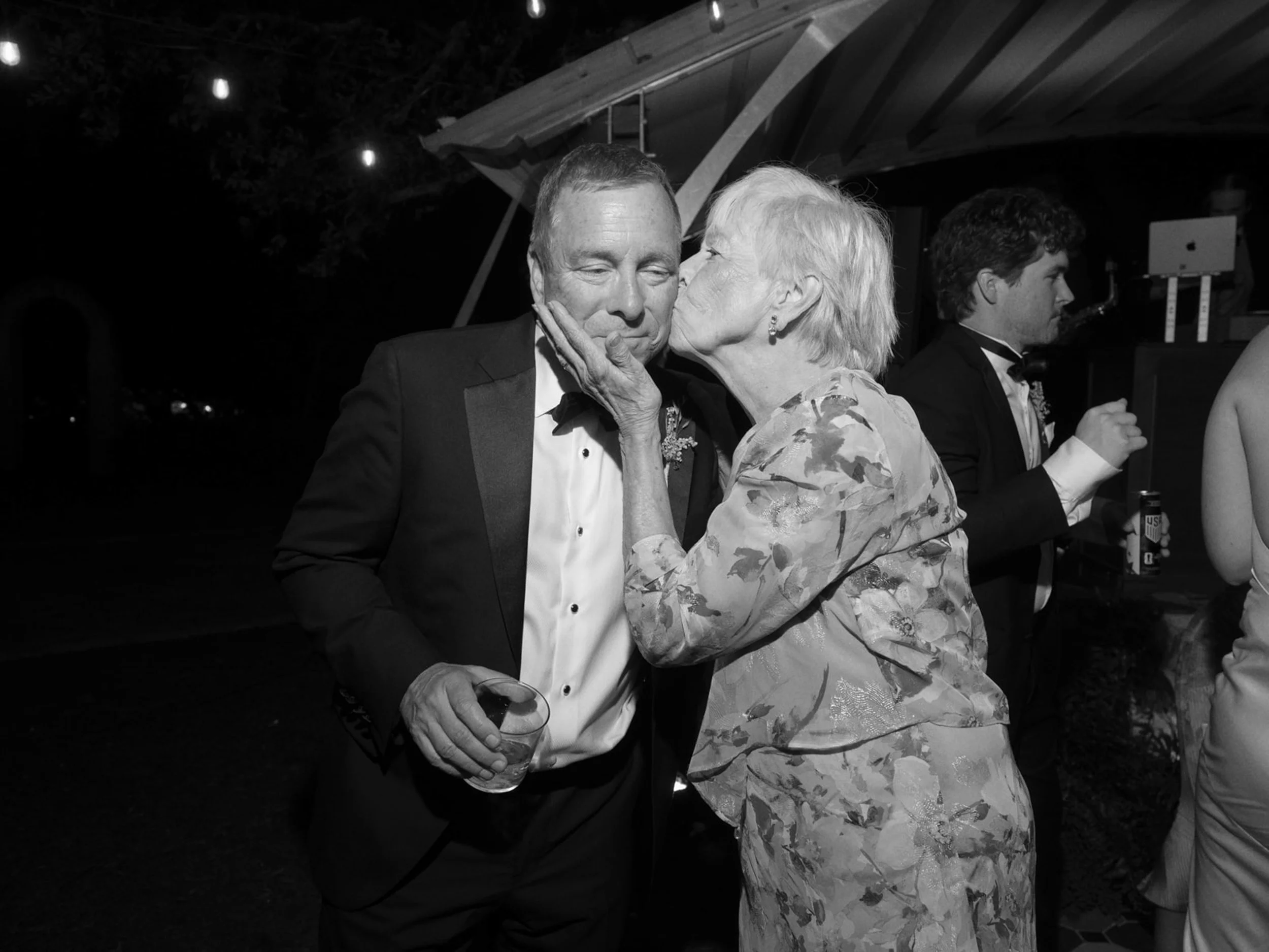 Best-Film-Wedding-Photographer-Documentary-Austin--118.jpg