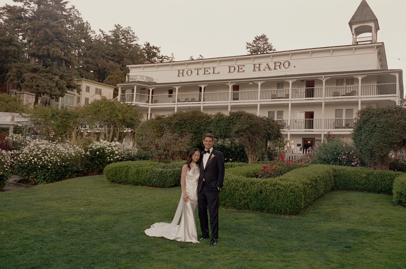 Roche-Harbor-Resort-Wedding-Photographer-Film-Documentary-San-Juan-Islands-Washington-72.jpg