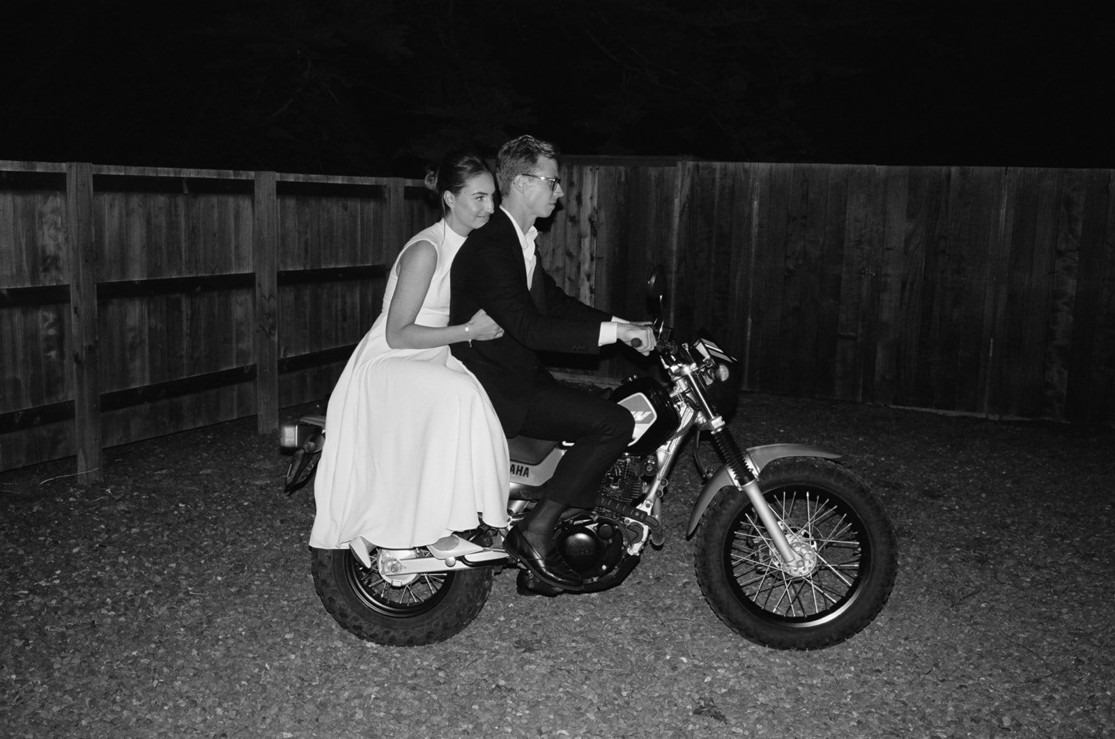 intimate-wedding-sea-ranch-california-film-photographer-46.jpg
