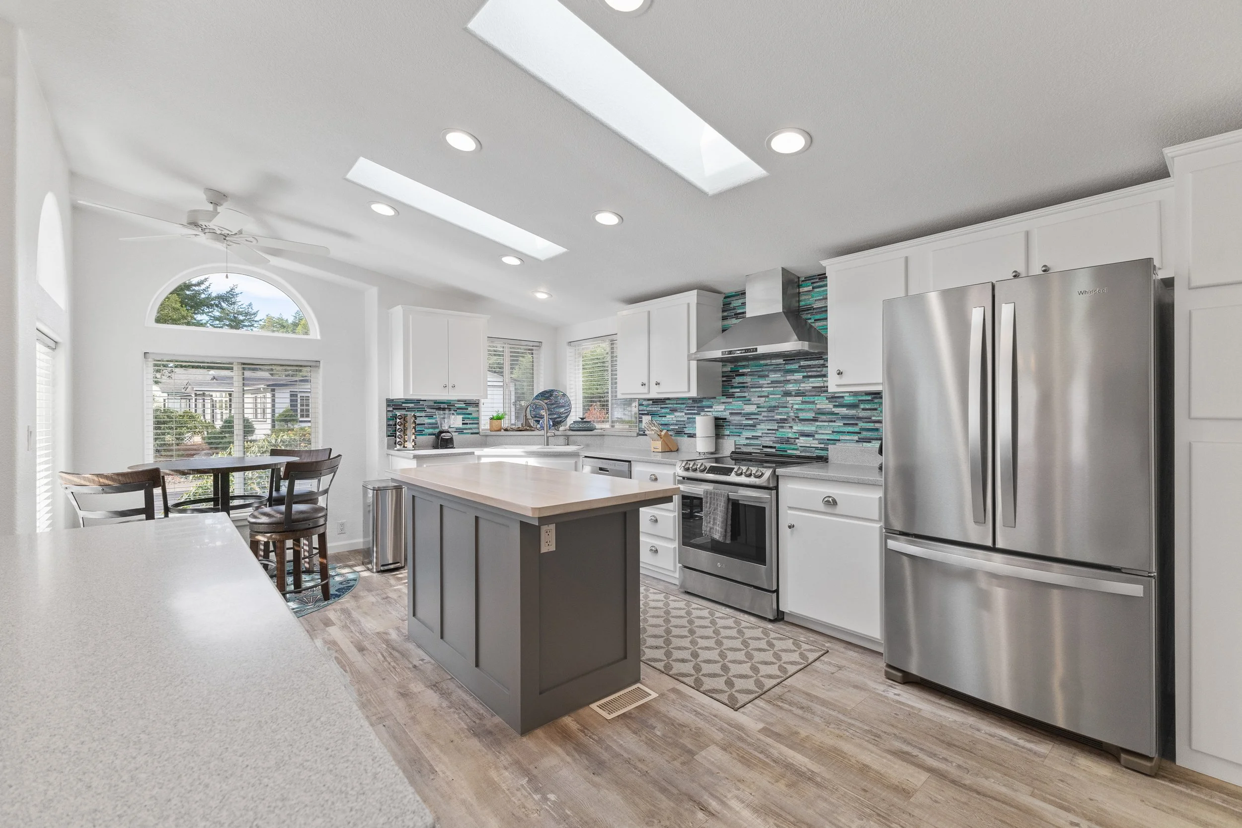 852 Munsel Ck (28).jpg