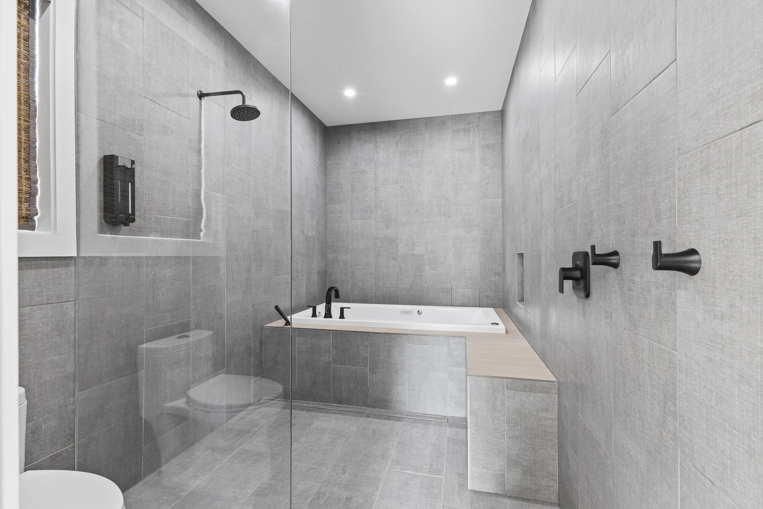 88060 Lake Point Dr (48).jpg