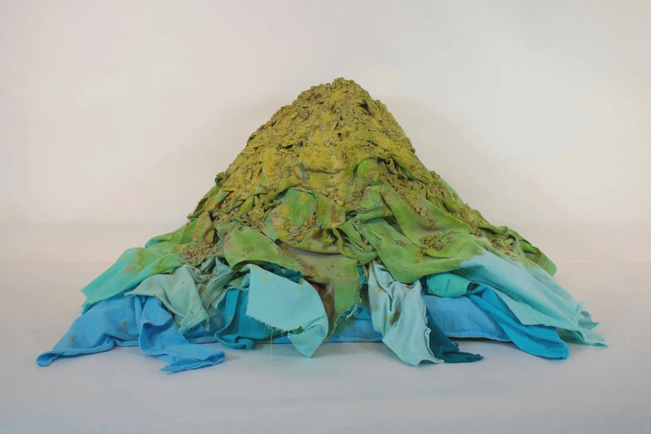 "The Color Teal Makes Me Nauseous"
Cut shirts, flora-foam, concrete, ink, gouache, and acrylic (dimensions variable).