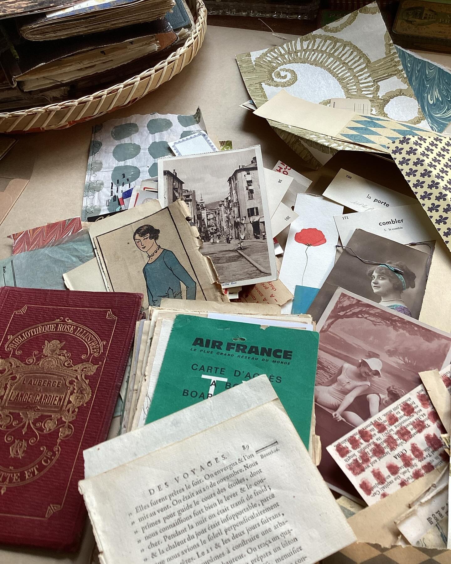 Auditioning papers and ephemera for my Nice, France travel journal. I love this stage in the process. Pulling out all the papers. Rifling through my collected French vintage paper-y goodness. Watching a palette reveal itself.  For me, gathering the m