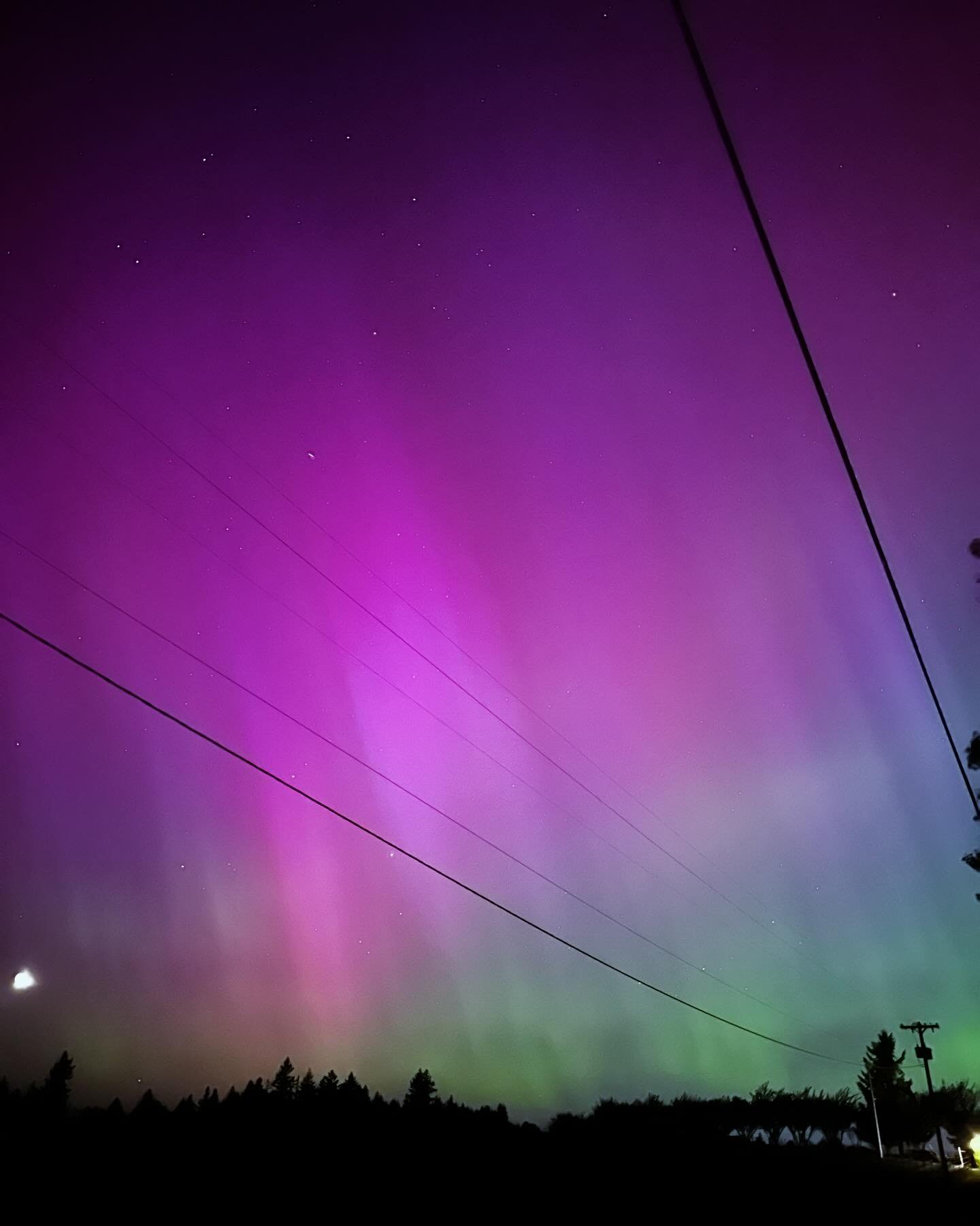 Aurora Borealis.  A.Maz.Ing. 
::
::
#northernlights #auroraborealis