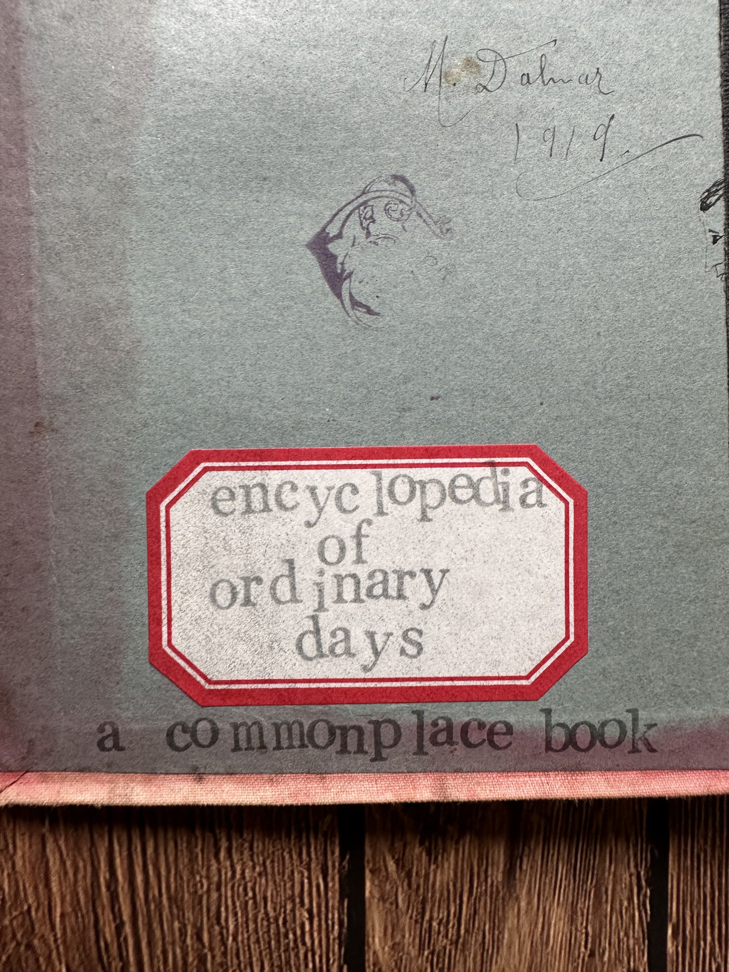 The Encyclopedia of Ordinary Days.

A home for everyday life.