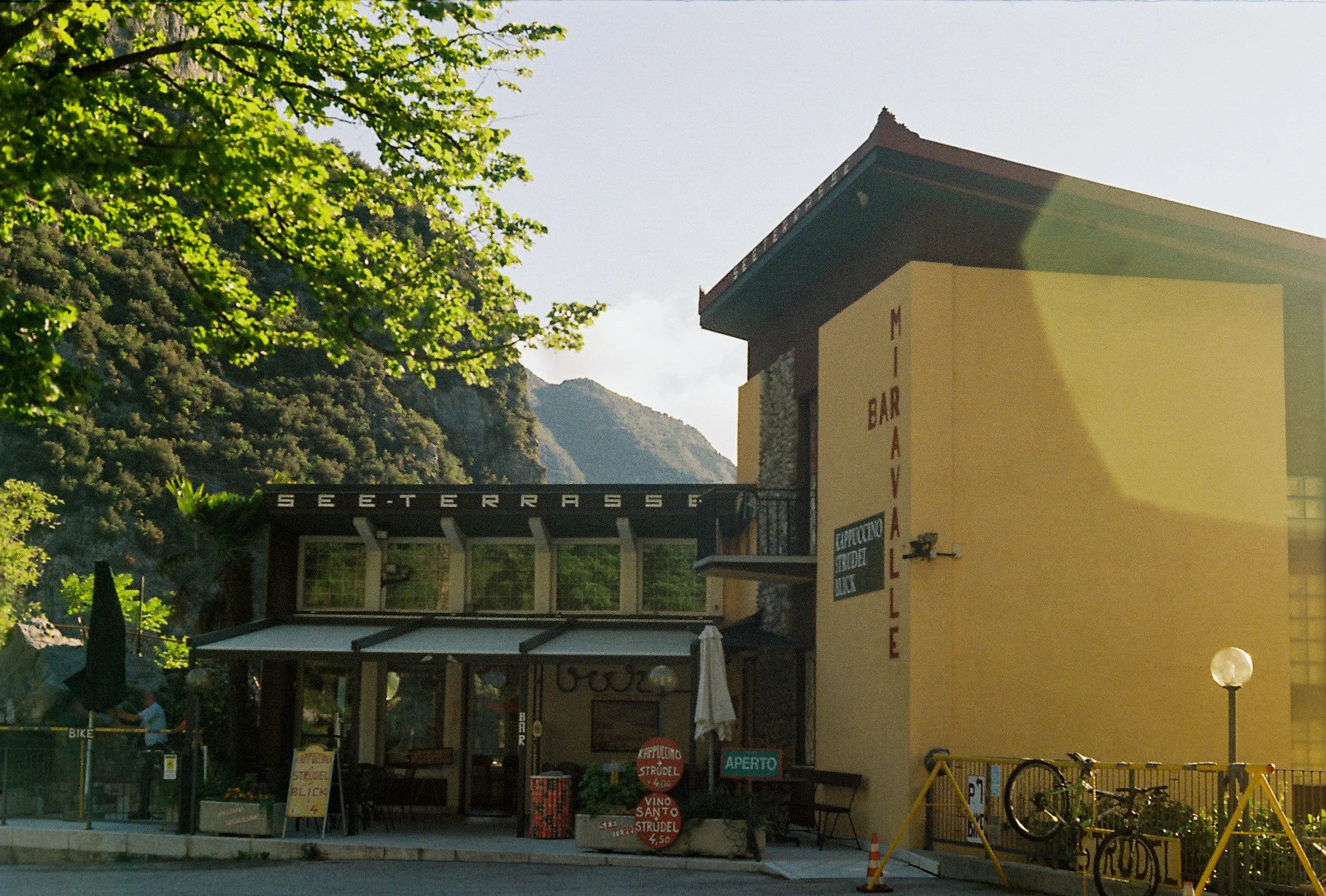 00002881364456-R1-006-1A.jpg
