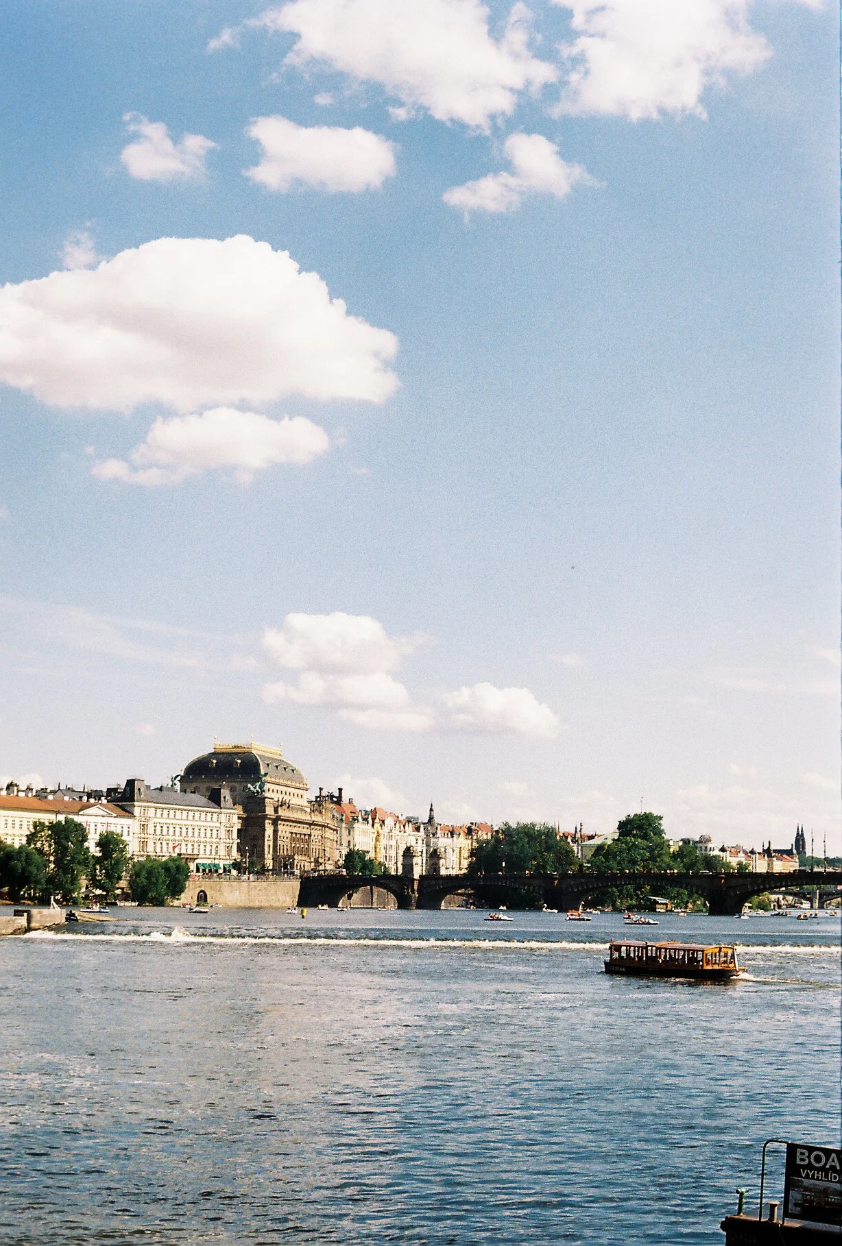 00002881364458-R1-014-5A.jpg