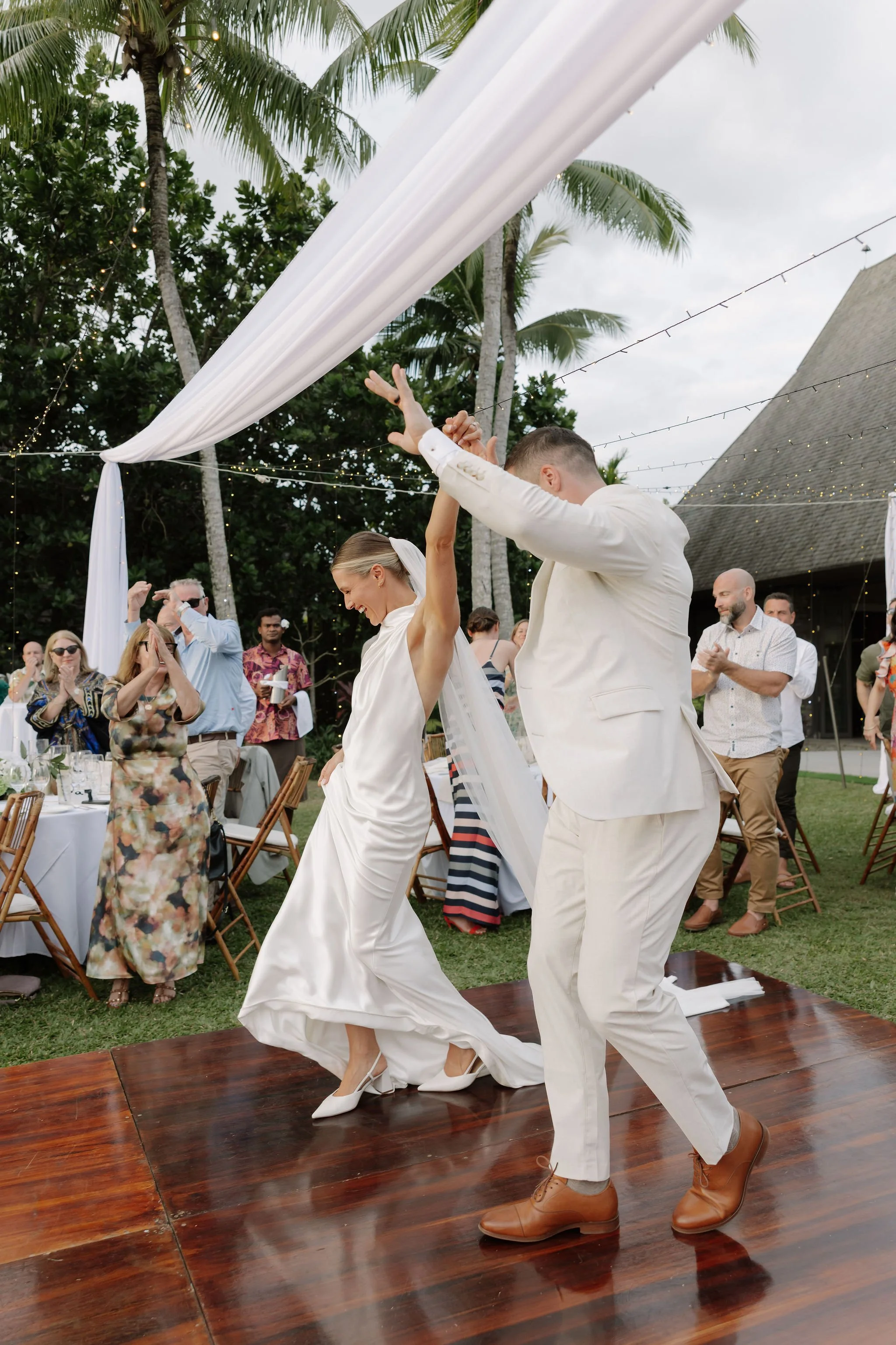 AEW_LucyandMax_WeddingPreview-71.jpg