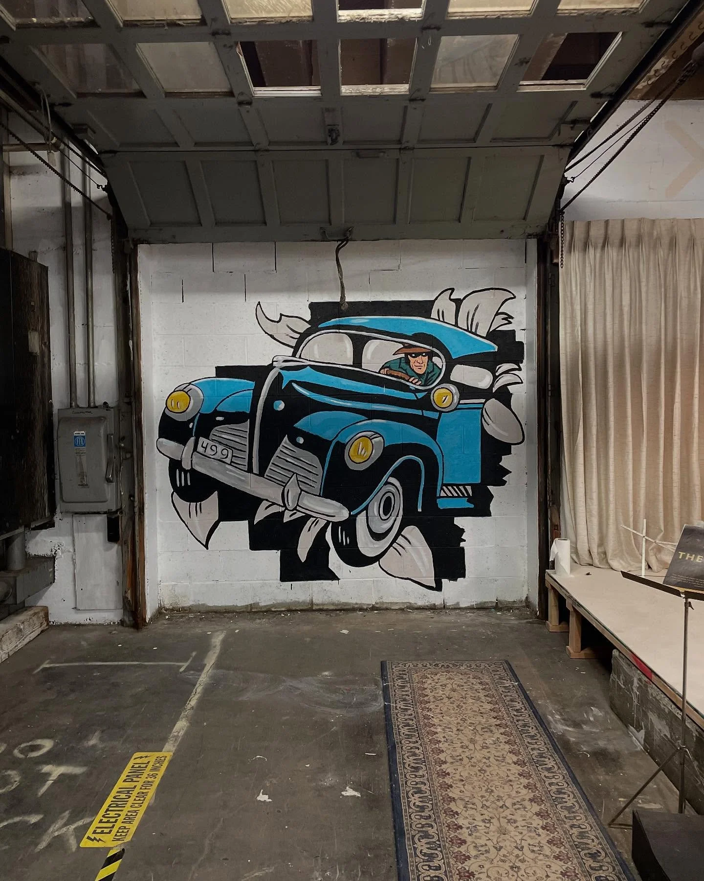 Latest mural work, really like how this one turned out.