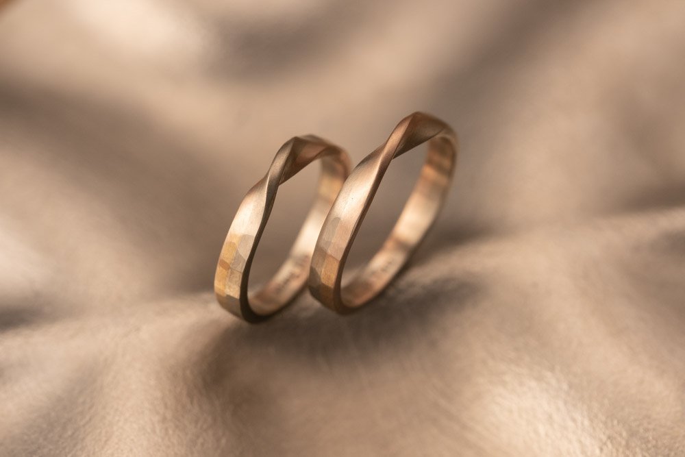 18K Duo Infinity Wedding Ring