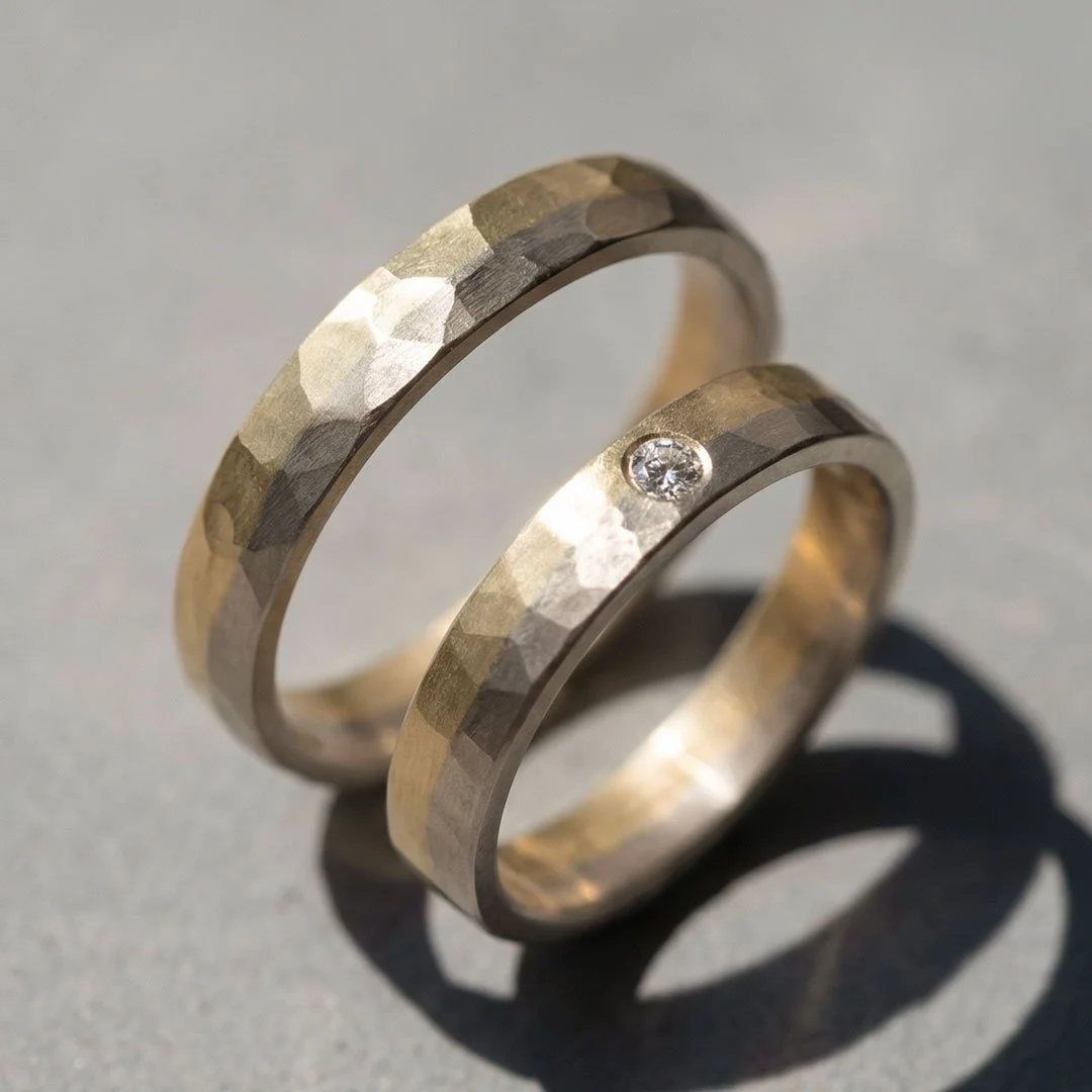Duo wedding ring workshop hammer ring