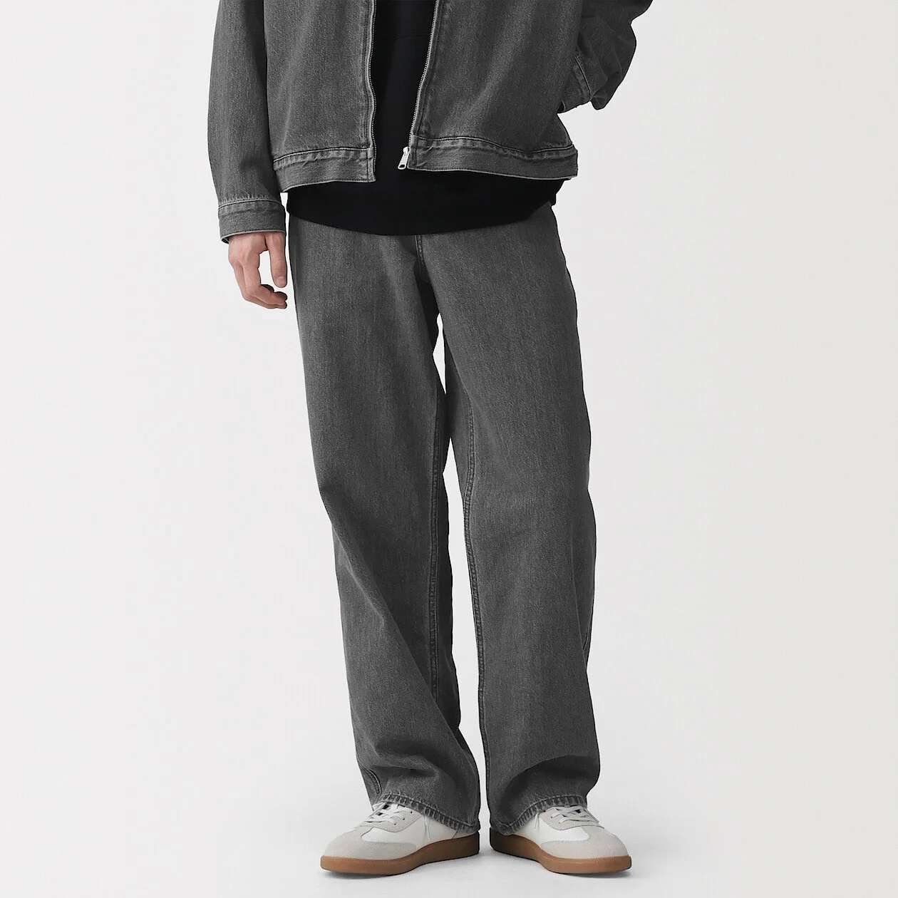 Men's Kapok Blended Denim Wide-Fit Pants P2,250.jpg