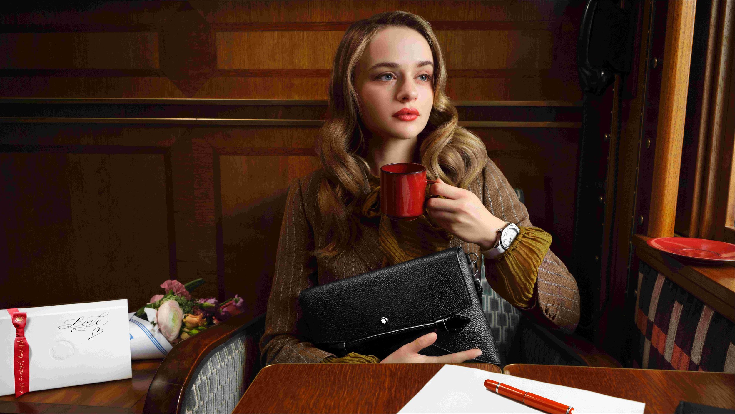 Montblanc Valentine_s Day 2026 - Lifestyle (2).jpg