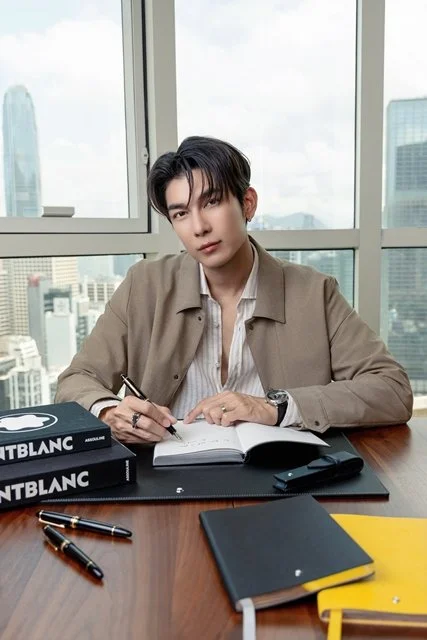 Mew Suppasit (5).JPG