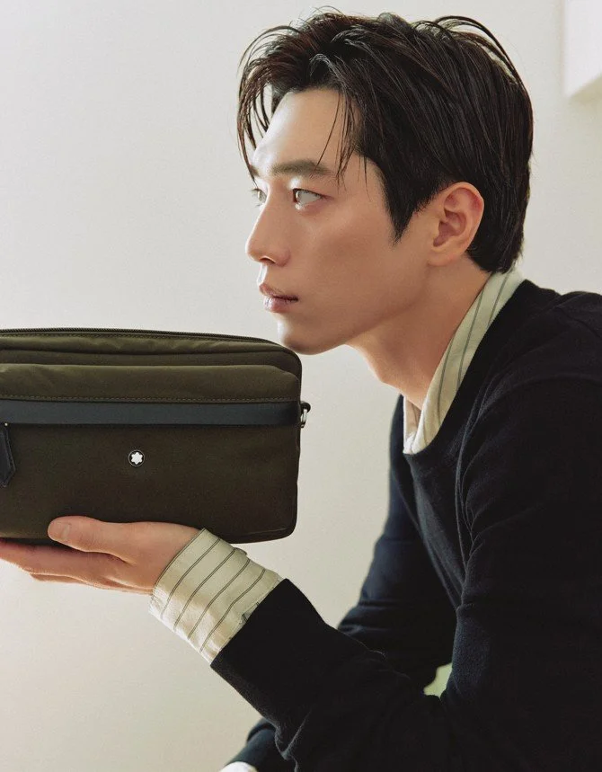 Seo Kangjun - Montblanc Panorama Crossbody_Khaki.jpg