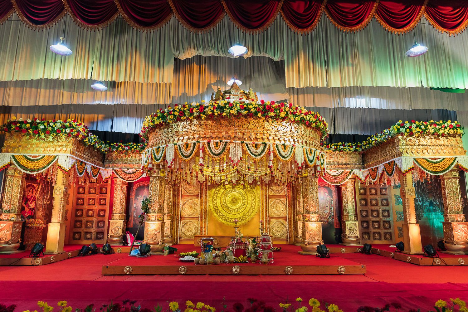 0030-Tamil-Kathiresan-Hall-Wedding-anbujawahar-6099.jpg